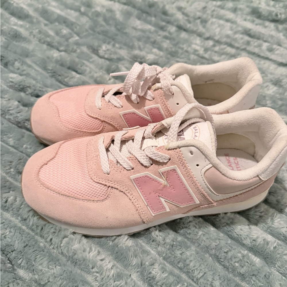 New Balance Kids Light Pink Sneakers